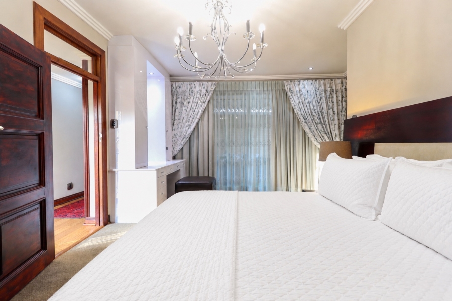 4 Bedroom Property for Sale in Heuwelsig Free State